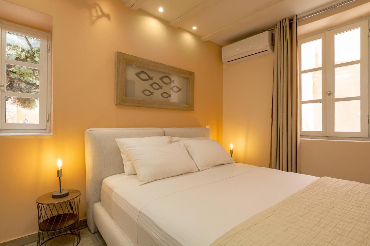 Ydragogeio Rooms Old Town Chania  Buitenkant foto